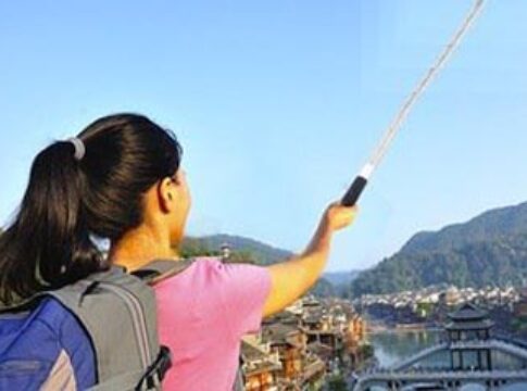 600ft-Selfie-stick