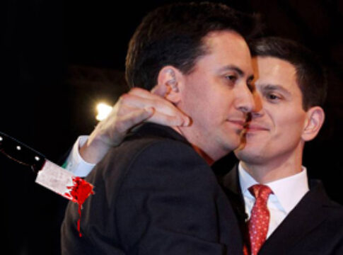 ed-david-miliband-knife