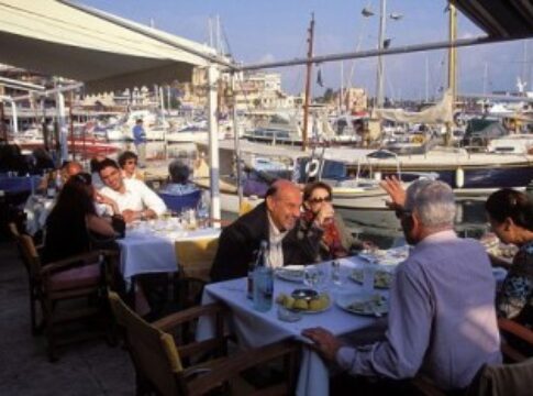 Greeks living the good like Athens