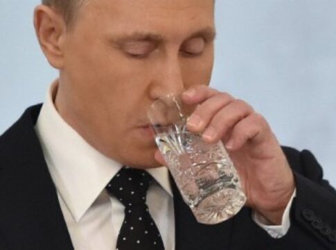putin drinks polonium