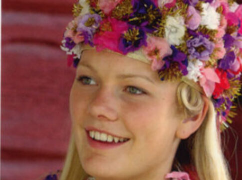 swedish-girl-folk-sweden