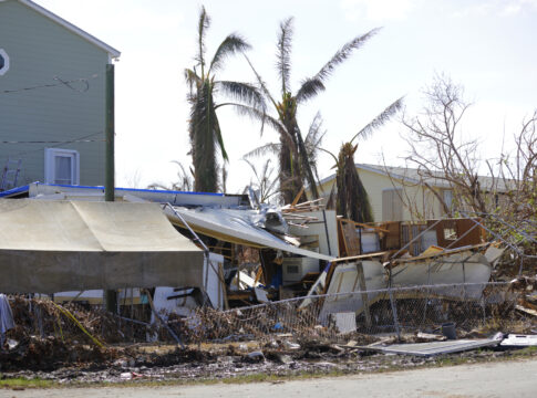 Hurricane Irma Depositphotos_168632384_l-2015
