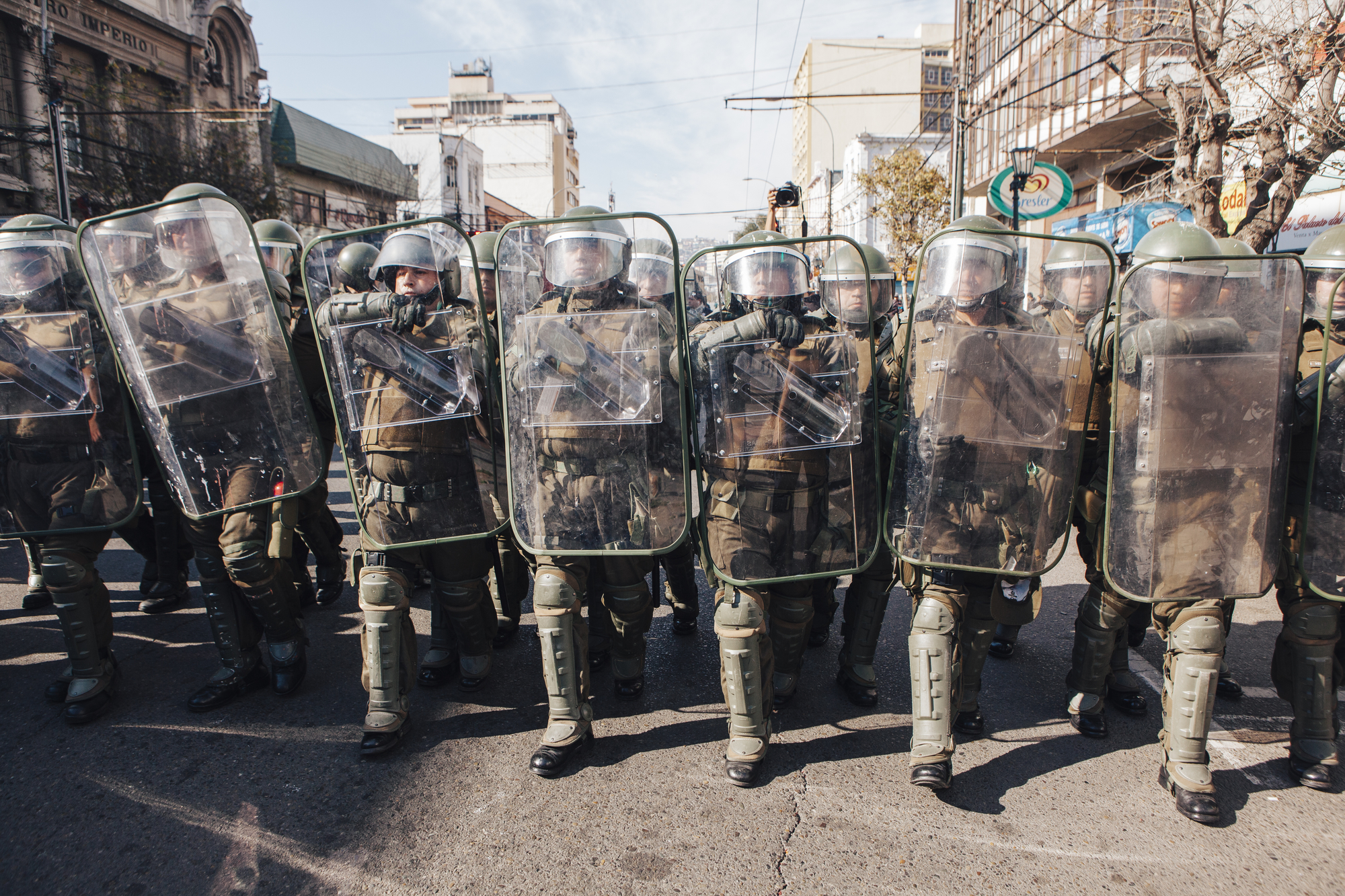Riot Police Depositphotos_155970182_l-2015