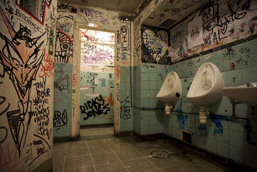 Toilet london