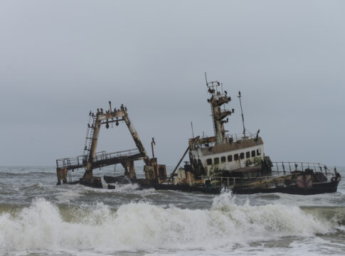 Shipwreck gender fluid