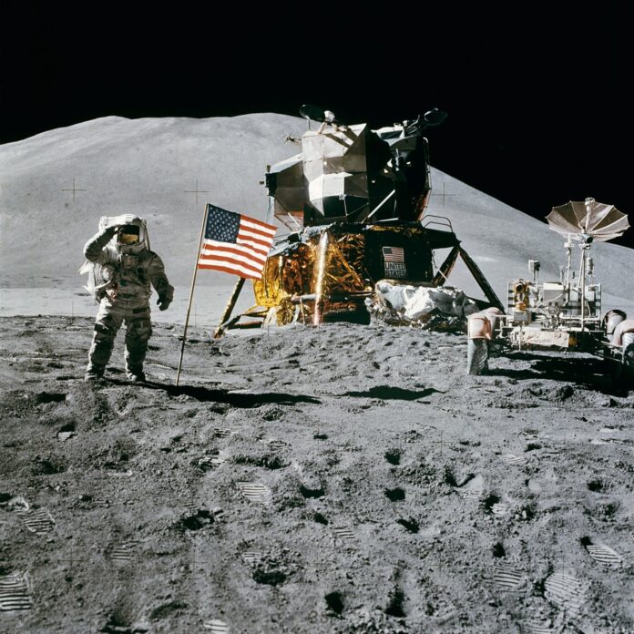 space-station-moon-landing-apollo-15-james-irwin-39896