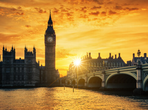 houses of parliament politicians