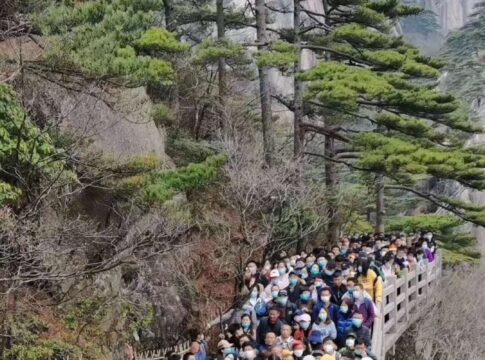 Chinese covidiots Huangshan