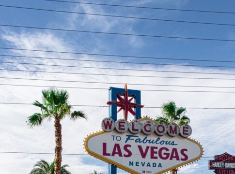 las-vegas-signage-2600214 Cameron Rainey - pexels