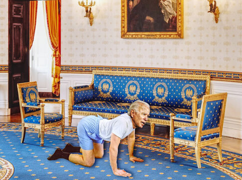 biden talking to white house furniture