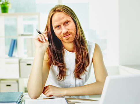 harry secretary for meghan