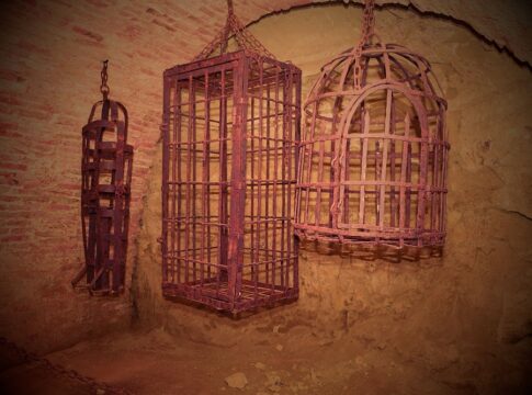prison cell harry and meghan