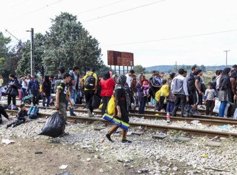 Hundreds of immigrants - uk population