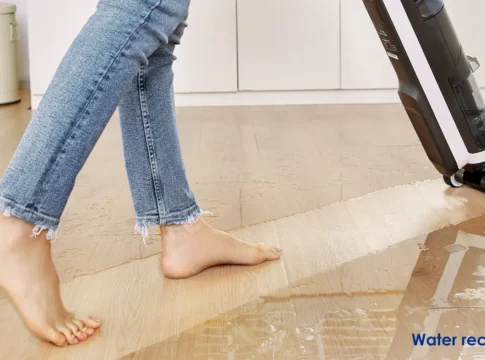 Tineco Floor One S3 - Cleaning your home 1