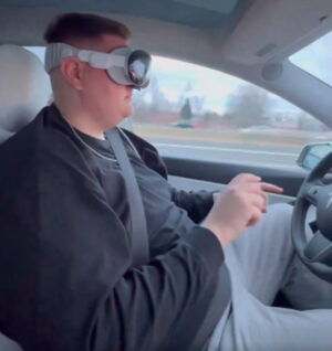 apple vision pro while driving