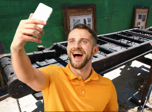 the rack instagram selfie