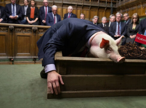 pig greedy keir starmer in trough 2 voted for 'change' sleazy Labour liars labour sleaze