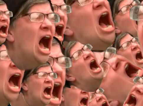 TRUMP LEFTIE SCREAM GOD BLESS AMERICA