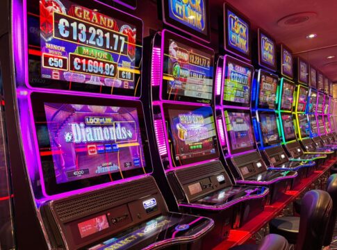 pexels-vanessa-valkhof-305712-29790832 online slots