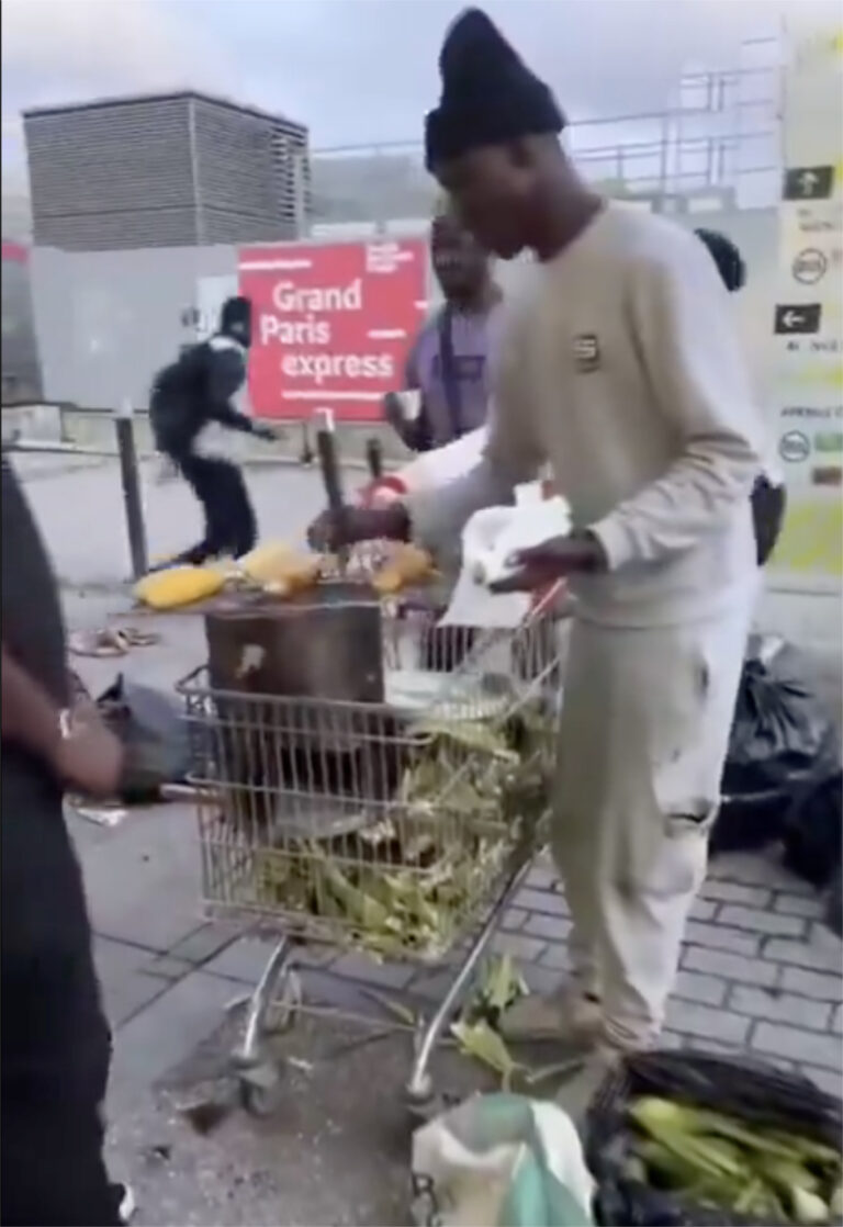 Daily Squib Holiday Competition: 1,000 FREE PARIS TICKETS