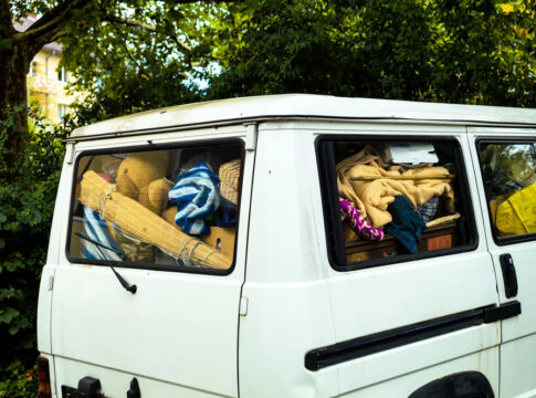 Depositphotos_14031178_S youtube living in a van